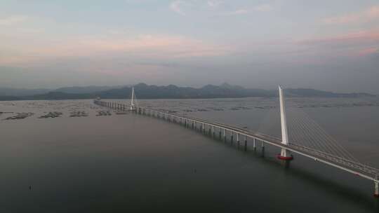 深圳湾大桥晨曦