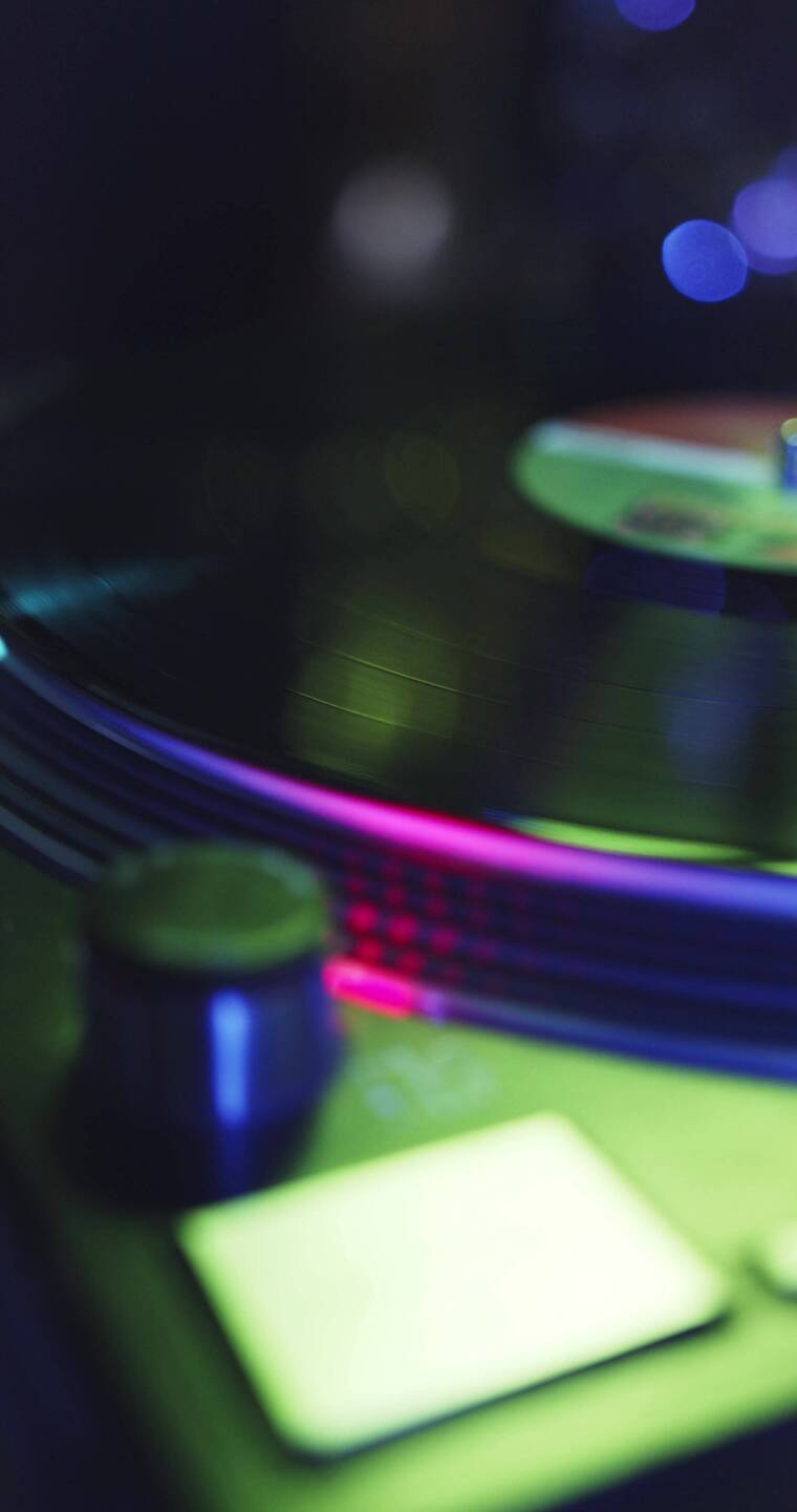 黑胶唱片播音器