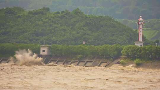 【合集】实拍长江洪水过境升格视频