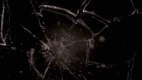 击打玻璃破碎飞溅 (5)视频素材模板下载