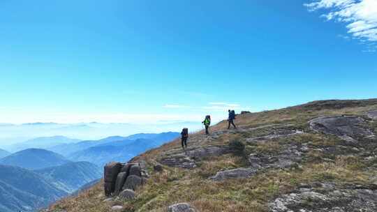 徒步登山