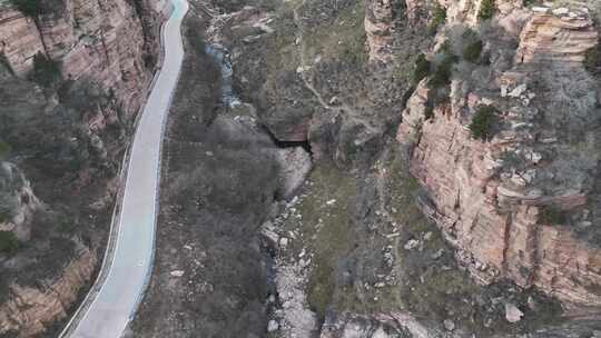 山 山路 山上 航拍 崎岖 陡峭