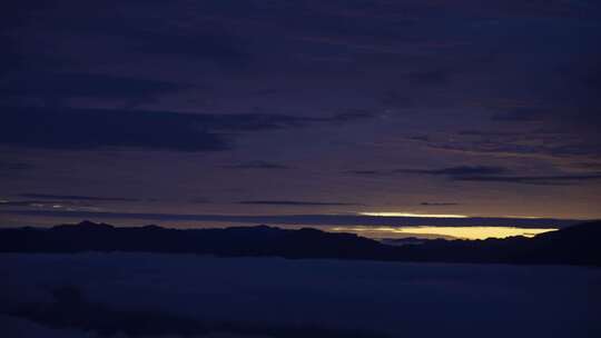 云海霞光远山天地