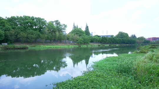 武汉洪山区巡司河活水公园风景