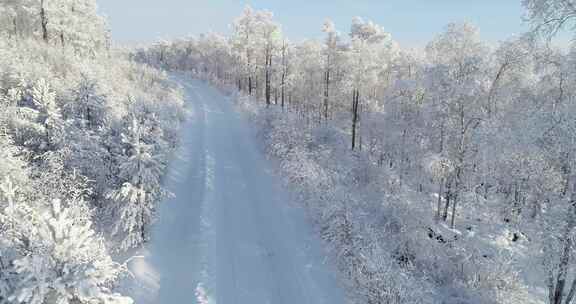 航拍内蒙古大兴安岭冰雪雾凇、雪凇