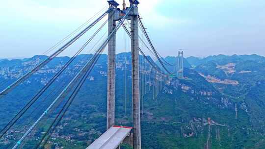 贵州花江峡谷大桥建设航拍