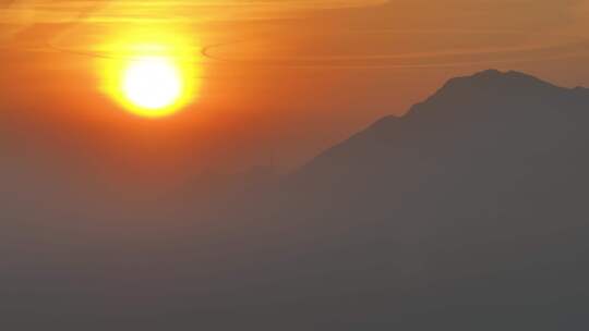 深圳盐田港区日落夕阳