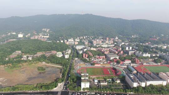 航拍湖南长沙岳麓区岳麓山风光