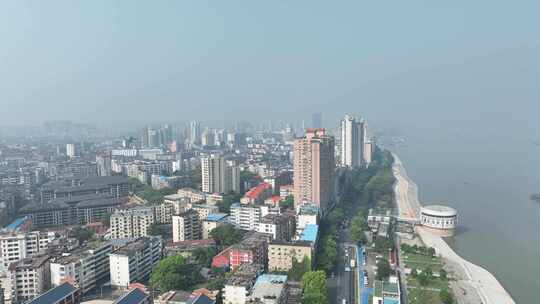 九江城市建筑风光航拍九江市长江滨江路风景