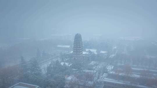 西安小雁塔雪景航拍