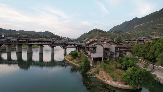 重庆山水黔江濯水古镇5A景区