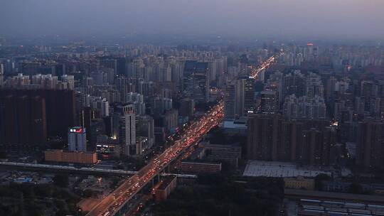 北京四环傍晚高峰期车流