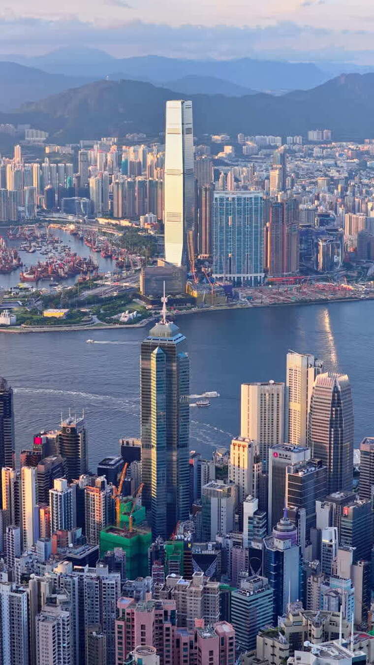 太平山顶维多利亚港平流雾航拍