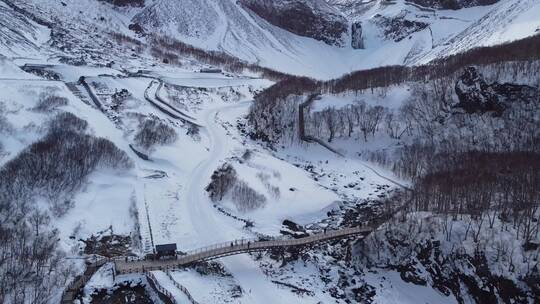 吉林长白山冬季航拍，山峰白雪大气壮美