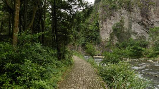 浙江温州楠溪江景区石桅岩