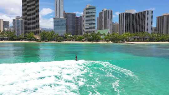 海上冲浪者海浪