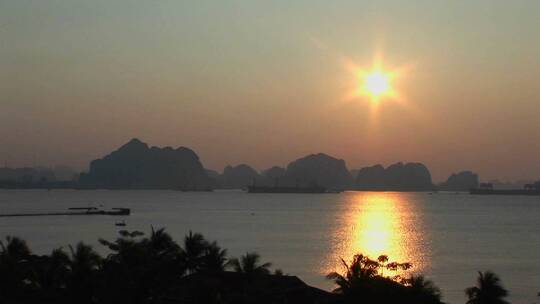 湄公河上美丽的日落视频素材模板下载