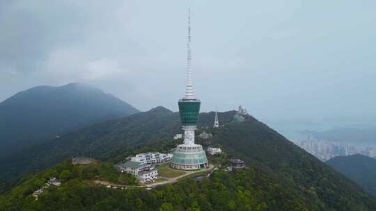 航拍深圳梧桐山小梧桐雾中风景