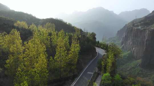 4K航拍河南新乡市太行山郭亮挂壁公路风景