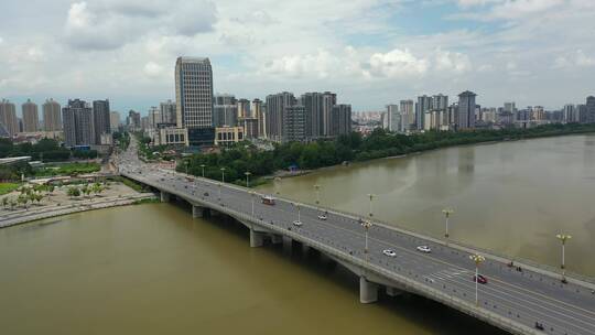 陕西汉中市汉江城市天际线风光航拍