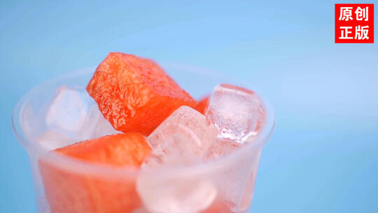 冰镇水果饮料冷饮广告西瓜汁特写实拍视频素材模板下载
