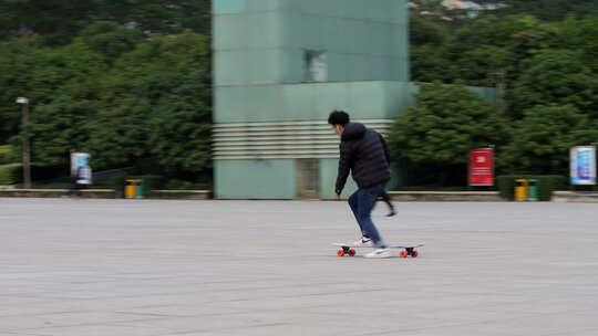 滑板少年广场运动城市生活视频素材模板下载