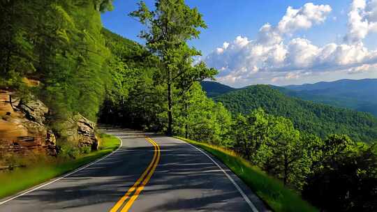 山区森林道路蓝天白云自然风景旅行第一视角