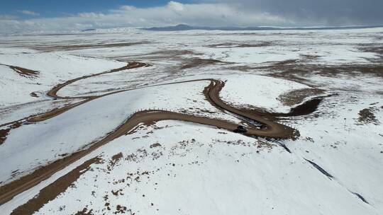 三江源国家公园黄河源巴颜喀拉雪山公路