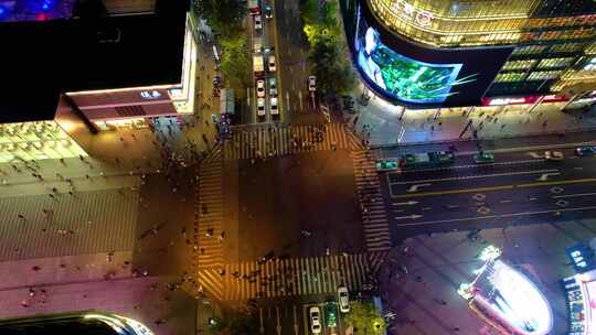 杭州西湖马路车流夜景