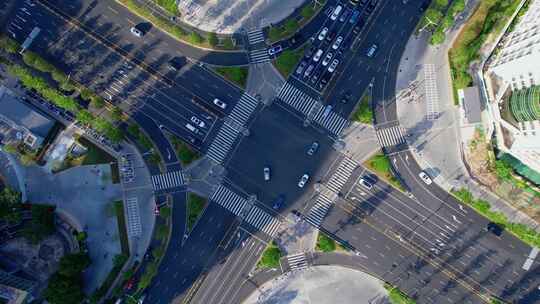 龙岗清林路黄阁路十字路口交通