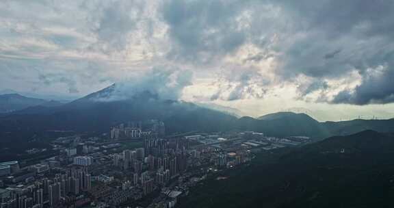 4K航拍深圳盐田区梧桐山