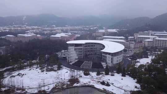 浙江农林大学冬季唯美雪景风景航拍