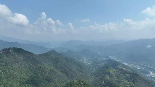 大山云层风景