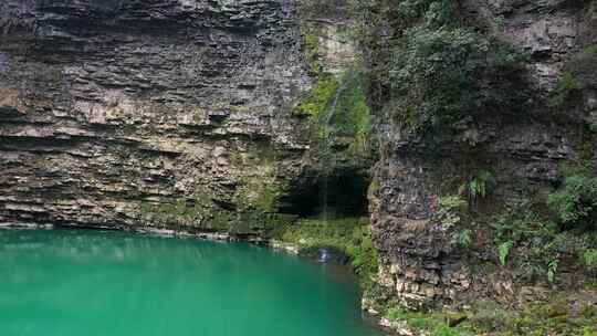 湖北恩施清江流域峡谷涧水