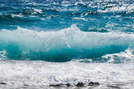 海浪的低语 爱情 海浪 低语 宁静 轻