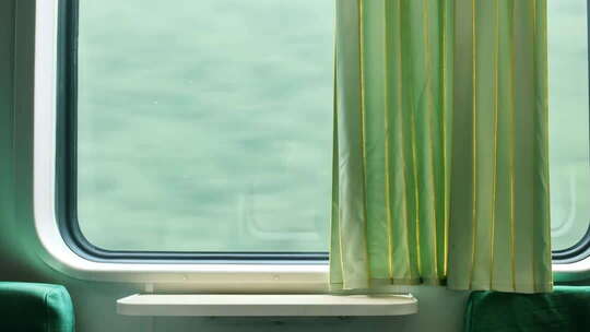 火车车厢内窗户及窗帘素材