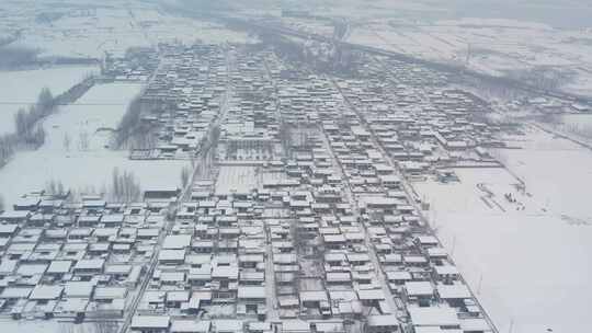 冬天景色 航拍雪后的村庄  农村雪景