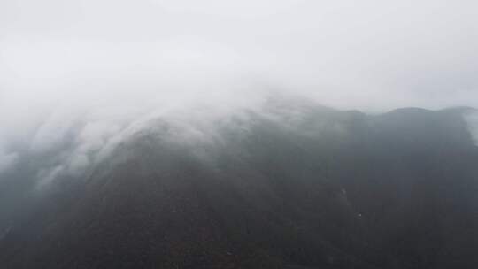 雨后山雾自然风景航拍