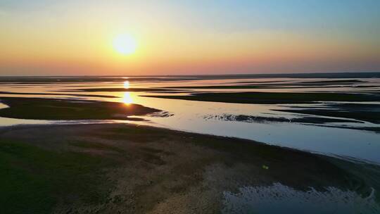 海滩日出，湖面日出