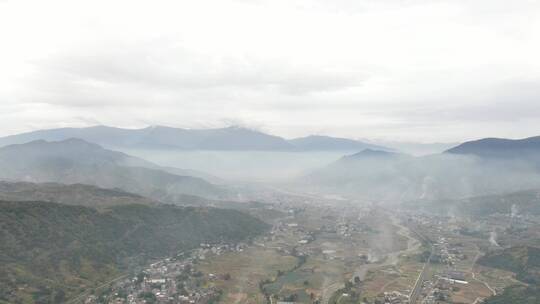 4K航拍四川凉山州高山云雾农田人家