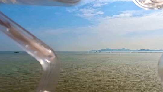 海边玻璃制品挂件空镜头
