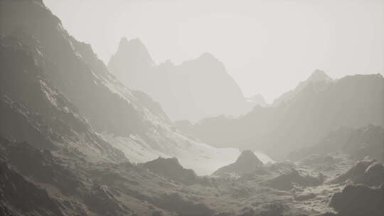 雾中的迷雾山脉