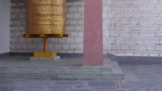 西藏藏族布达拉宫经轮转经筒
