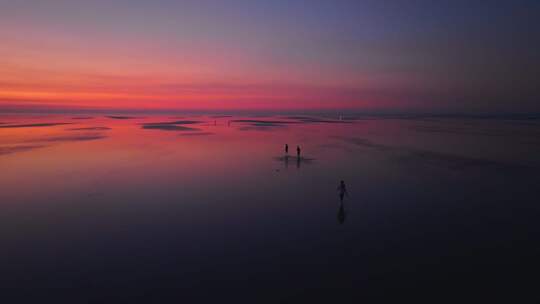 海上日出