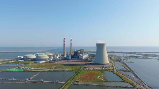 天津海边的发电厂航拍景观