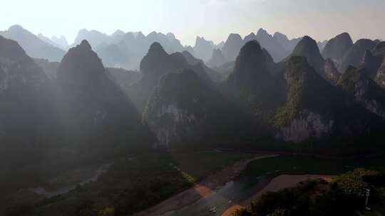 桂林山水喀斯特地貌风光视频素材模板下载