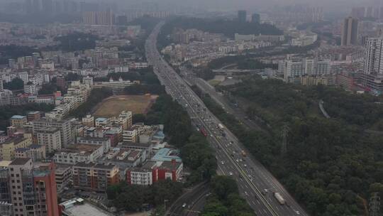 航拍深圳城市道路运输