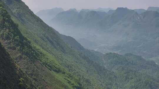 贵州平塘大桥河峡谷