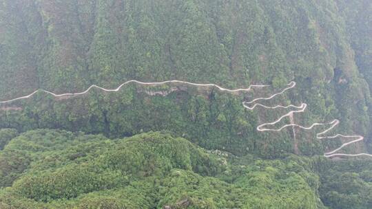 湖南张家界蜿蜒盘山公路