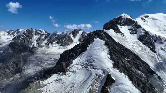 新疆天山雪山视频素材模板下载